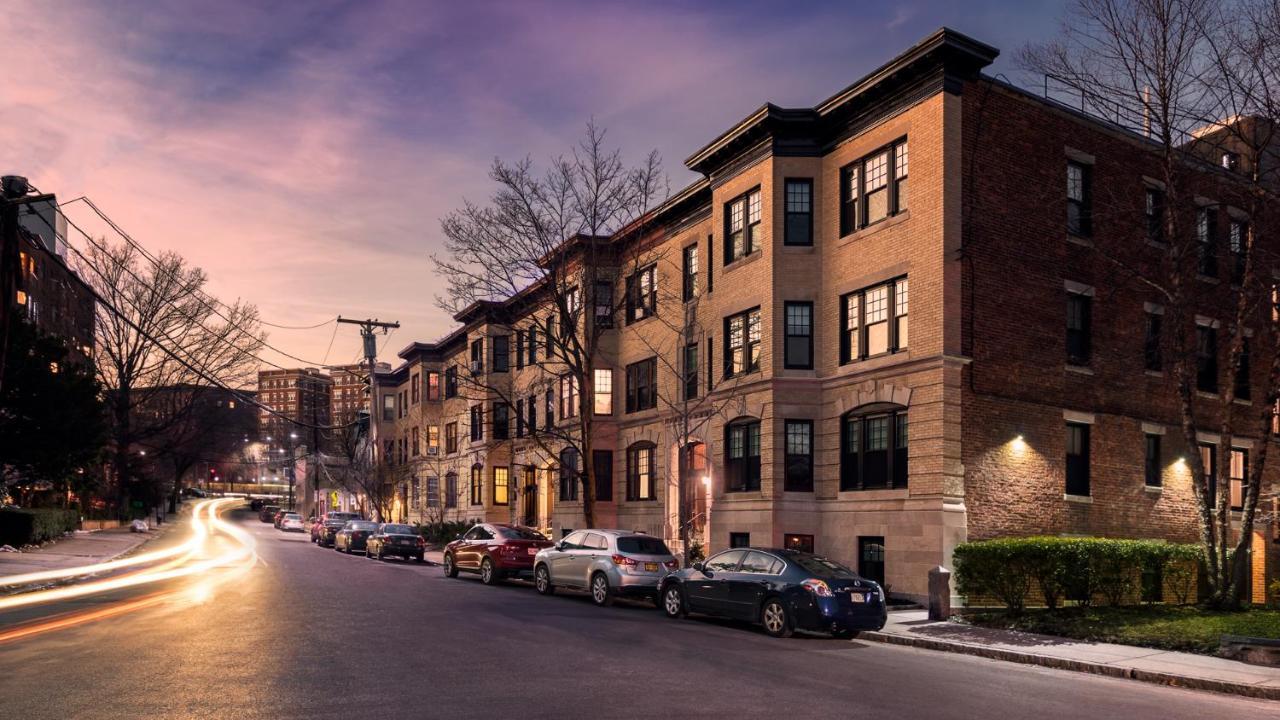 A Stylish Stay W/ A Queen Bed, Heated Floors.. #14 Brookline Dış mekan fotoğraf