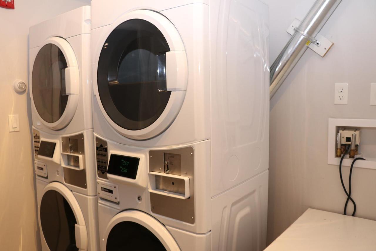 A Stylish Stay W/ A Queen Bed, Heated Floors.. #14 Brookline Dış mekan fotoğraf